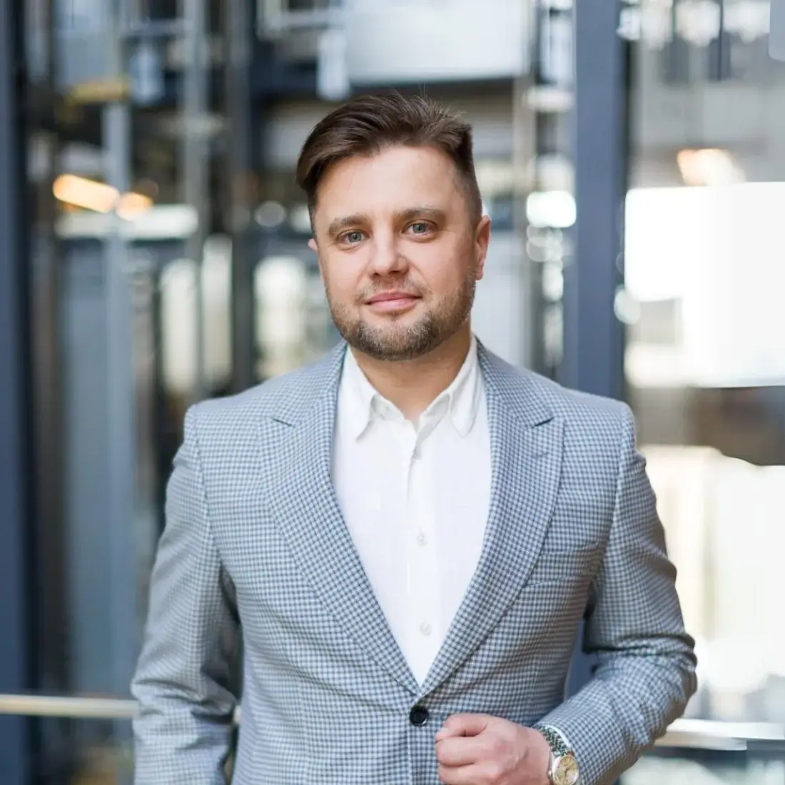Adrian Szufel — założyciel BOSS